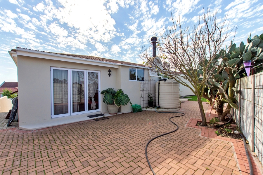 3 Bedroom Property for Sale in Port Owen Western Cape